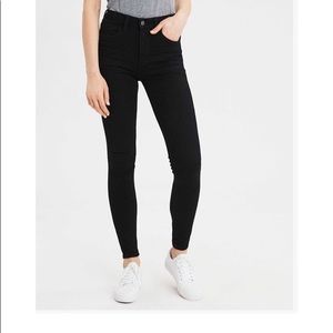 American Eagle high waisted  size 2 black jean